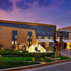 The St. Regis 5*, الرياض المملكة العربية السعودية